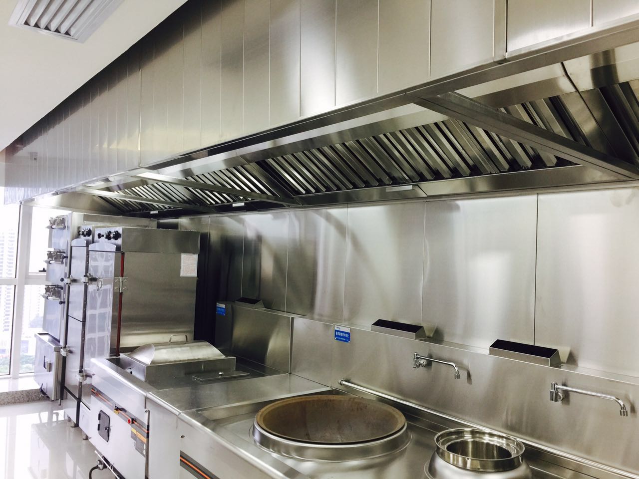 商用廚房設(shè)備五大類&mdash;&mdash;第一節(jié)_灶具